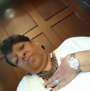 Meet your Posher, Shirlean